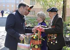 Юбилейные медали к 75-летию Великой Победы вручили ветеранам Великой Отечественной войны Валентине Барановой и Семену Подофёдову