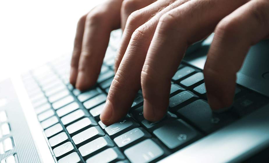 Гродненец заплатил мошенникам за несуществующие строительные инструменты