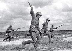  В боях за Гродно и на Немане у Лунно. История  Иосифа Дьякова и Ивана Осинного в проекте "Имя героя. Беларусь помнит"