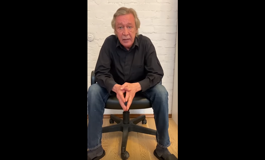 «Я не понимаю, как дальше жить». Ефремов впервые прокомментировал ДТП, в котором погиб человек