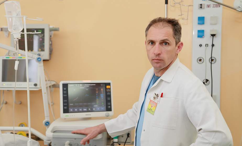 Заведующий отделением анестезиологии и реанимации №3 Гродненской университетской клиники Валерий Лыщик – о новых возможностях в медицине и личной ответственности за здоровье пациентов
