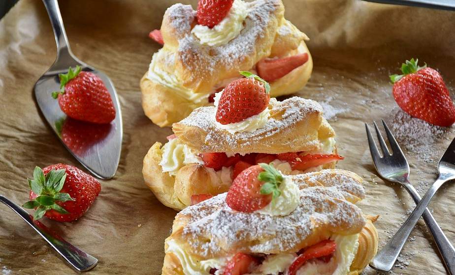 Что приготовить из клубники: 5 простых, но очень вкусных рецептов 