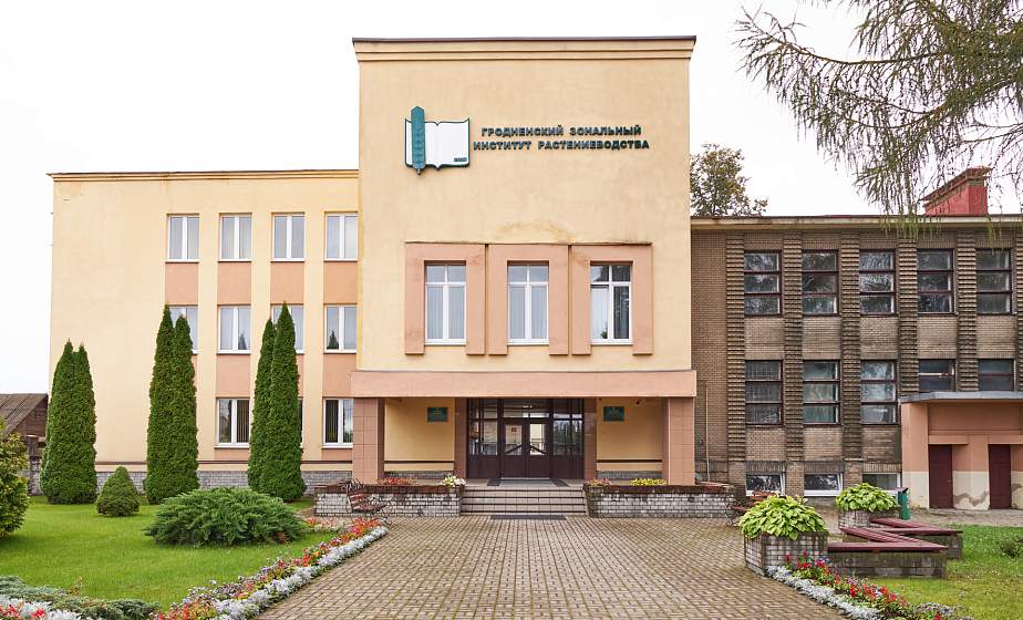 Ни одна технология не разрабатывается ради научного эксперимента, – все внедряется в агропромышленный комплекс области и страны 
