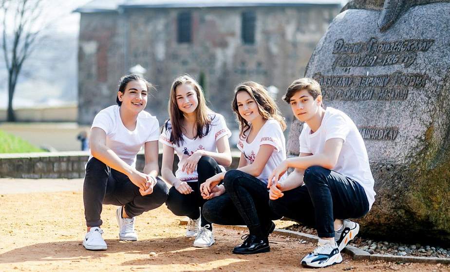 «раЗАм у вышыванках». В День Независимости молодежь Гродно приглашает на интерактивную площадку