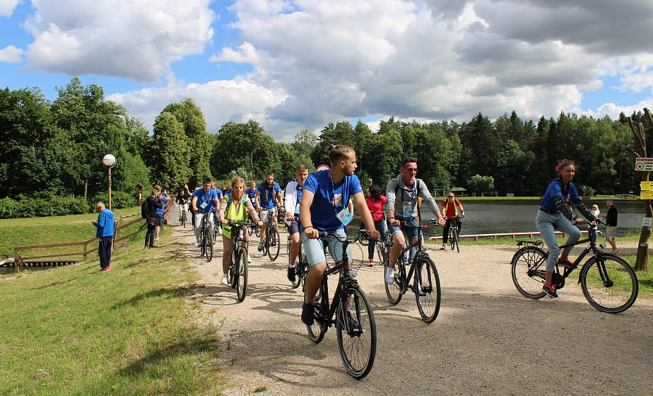 На велосипедах и на теплоходе. Участники проекта «Поезд «#Беларусь. Моладзь. Натхненне» побывали на Августовском канале и Гродненском укрепрайоне
