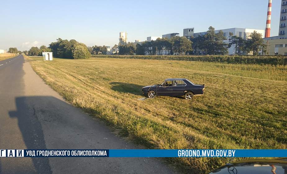 ДТП в Скиделе: бесправнику понадобилась помощь медиков