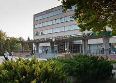 Именно бюджетные вливания позволяют медицине идти в ногу со временем и оказывать высококвалифицированную помощь людям