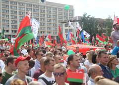 Мы за Беларусь, мы с белорусами, мы за бацьку! Гродненцы делятся мнением об участии в митинге