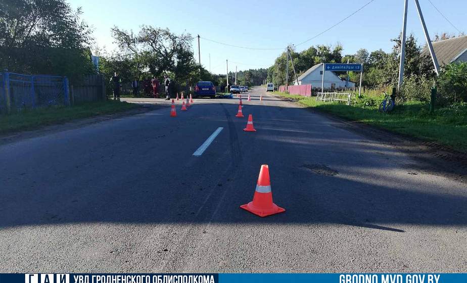 Велосипедист оказался под колесами "Опеля". Смертельная авария произошла в Волковысском районе