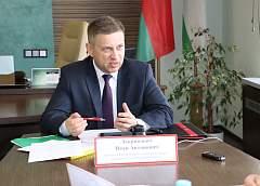 Капремонт домов, подготовка к «Дажынкам-2021» и перспективы Берестовицкого района. Помощник Президента – инспектор по Гродненской области Иван Лавринович провел прямую линию в Большой Берестовице