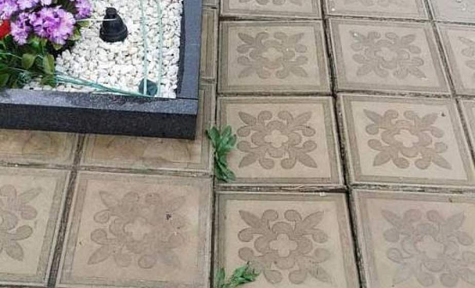 В Сморгонском районе 16-летний вандал повредил несколько могил 