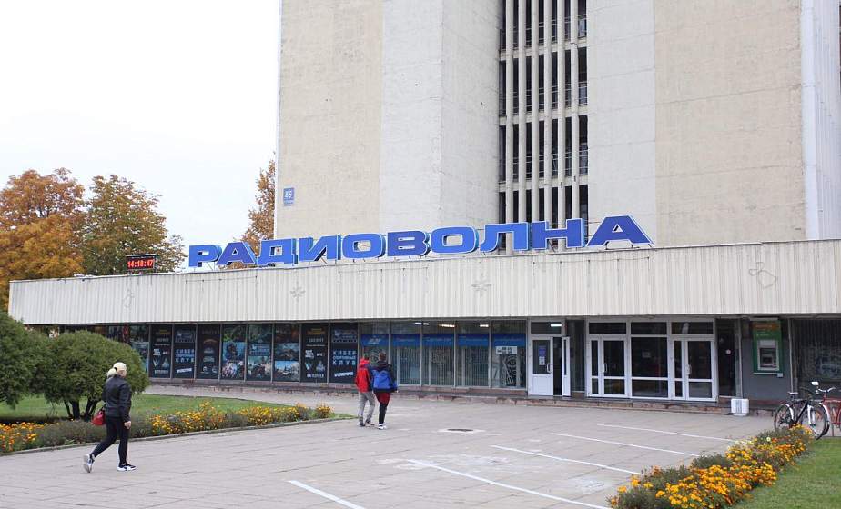 Социальные блага зарабатываются каждодневным трудом, остановив работу, можно всего лишиться