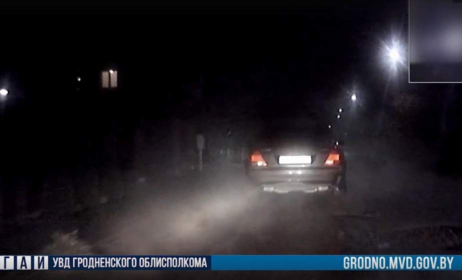 «В расстроенных чувствах выпил 4 ложки валерьянки». В Гродно сотрудники ГАИ по звонку очевидца задержали пьяного водителя