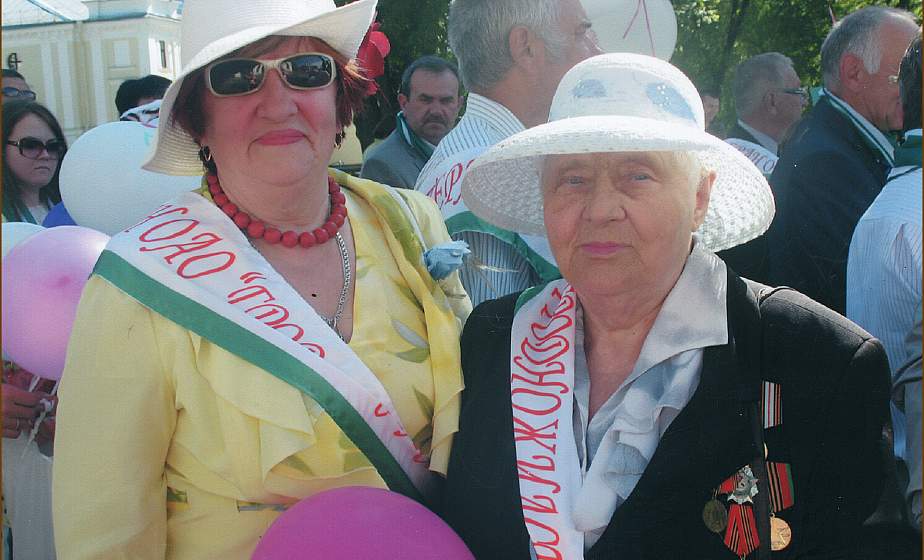 Партизаны вели борьбу за мир и свободу родины, а те, кто выходит сегодня на улицы, кажется, не понимают, что пытаются все это только разрушить