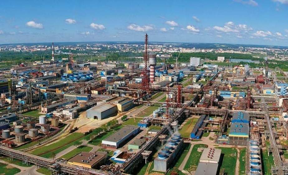 В ОАО "Гродно Азот" проверили атмосферный воздух: превышений допустимых норм не выявлено 
