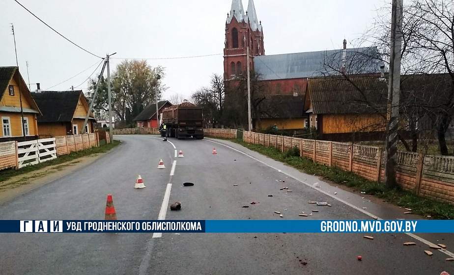  В Щучинском районе велосипедист попал под колеса грузовика