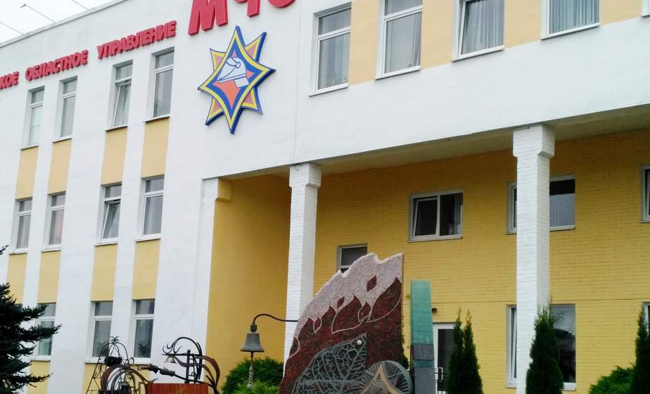 В Лидском районе на пожаре погибли два пенсионера 