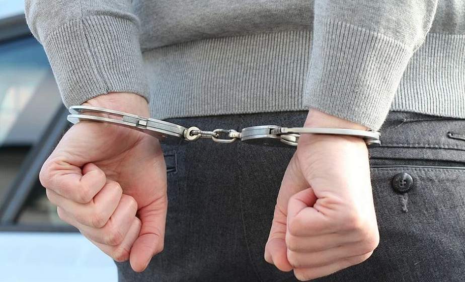 В Гродно у пенсионера похитили 4200 долларов США