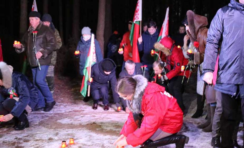 Акцыя “Памяць сэрца” на Дзятлаўшчыне завяршылася мітынгам-рэквіемам