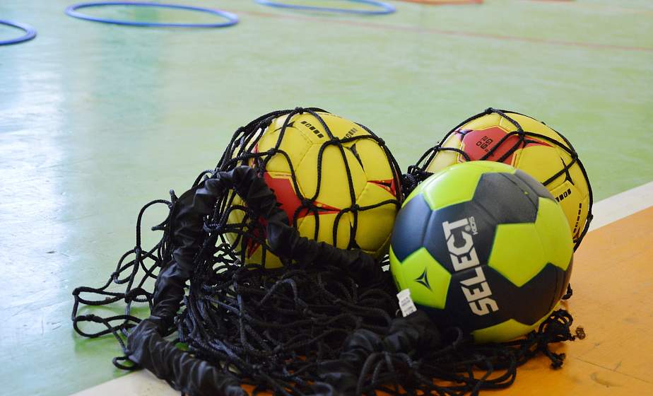 Олимпийский чемпион Андрей Барбашинский привез подарки в Скидельскую ДЮСШ