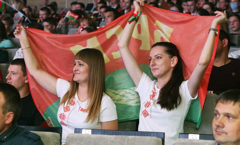 Важно обратить особое внимание на патриотическое и идеологическое воспитание молодежи