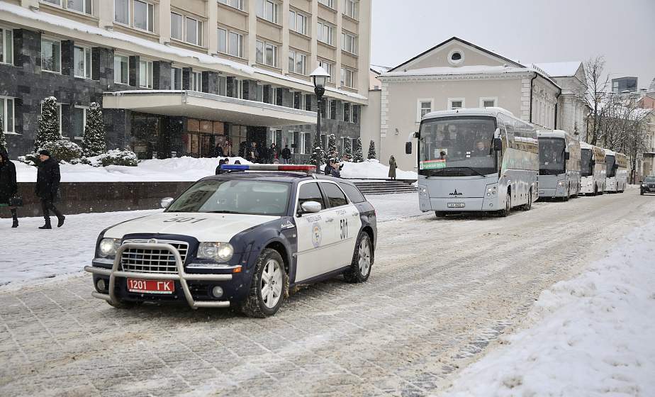 С чувством гордости, ответственностью за будущее региона и всей страны. Делегаты от Гродненской области отправились в Минск на VI Всебелорусское народное собрание