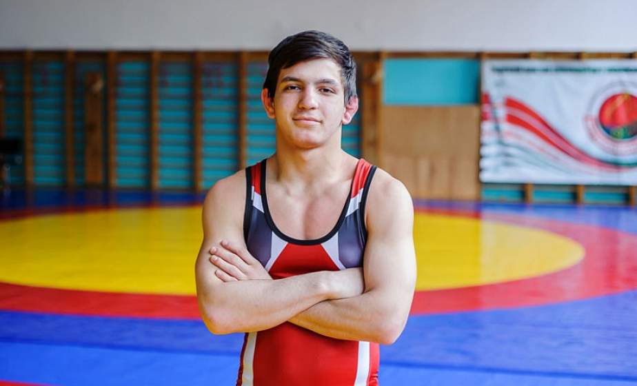 Раул Отока: «Мой кумир — призер Олимпийских игр Гаджи Алиев». Откровенное интервью с борцом из Волковыска