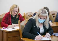 “Мова – тое, што нас яднае”. У Гродзенскім аблвыканкаме напісалі беларускамоўную дыктоўку
