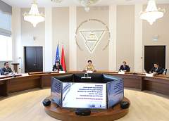 «Университету важно чувствовать поддержку своих выпускников». Новую стратегию развития ГрГУ обсудили на заседании Президиума ассоциации выпускников
