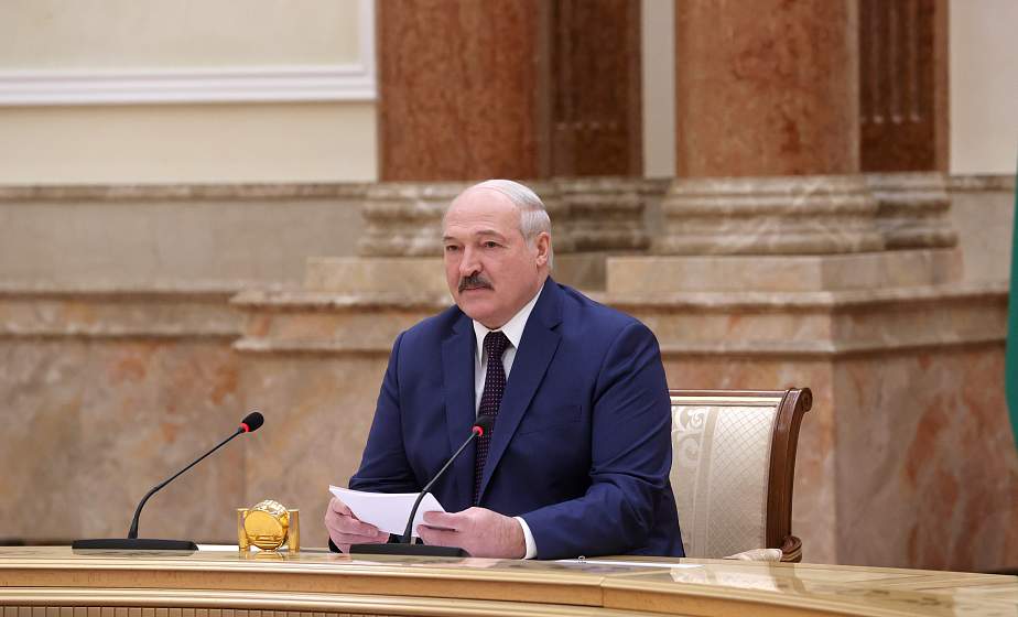 Александр Лукашенко: белорусская Конституция - символ свободной, мирной и стабильной жизни народа