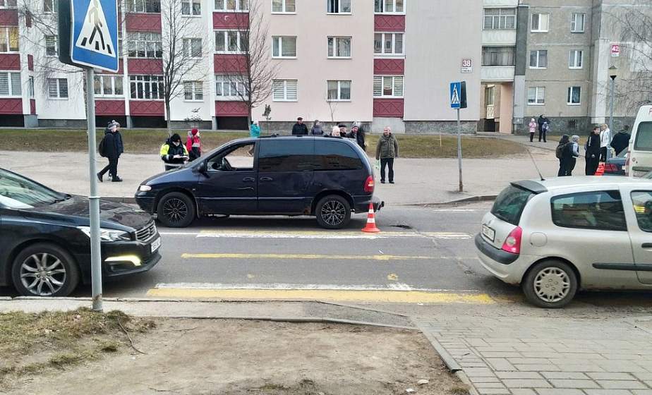 В Гродно на пешеходном переходе автомобиль сбил 9-летнего велосипедиста