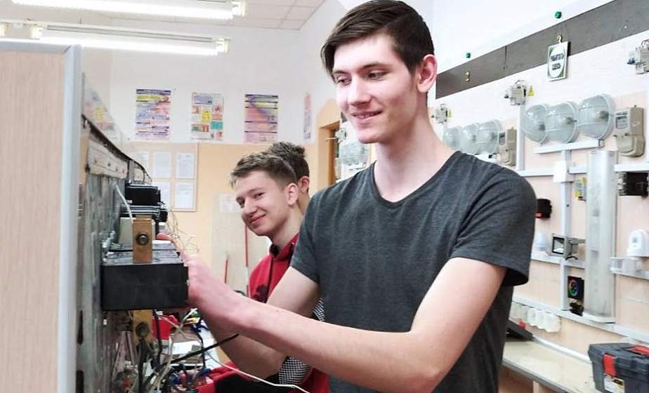 Щучинские лицеисты закрепляют свои знания на современном оборудовании в ресурсных центрах