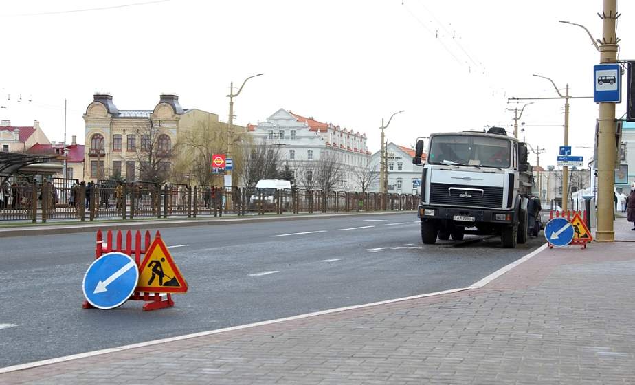 В Гродно приступили к ямочному ремонту магистральных улиц (+видео)