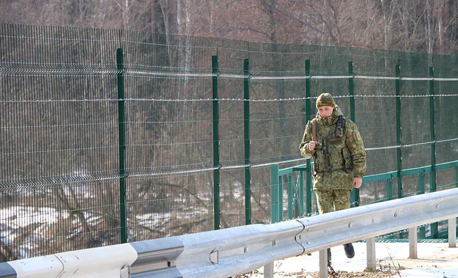 Репортаж с пограничной полосы: как живут и несут службу бойцы лучшего погранпоста в Островецком районе