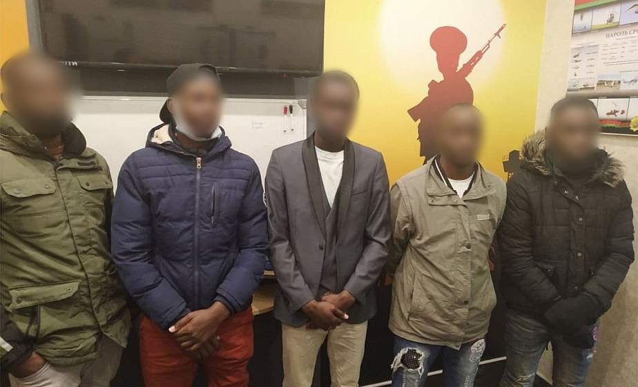 Гродненские пограничники задержали группу, которая незаконно пыталась попасть в Польшу