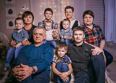 "Дети, воспитываясь в атмосфере добра, впитывают все хорошее и потом несут это в жизнь". История многодетной мамы из Лиды 