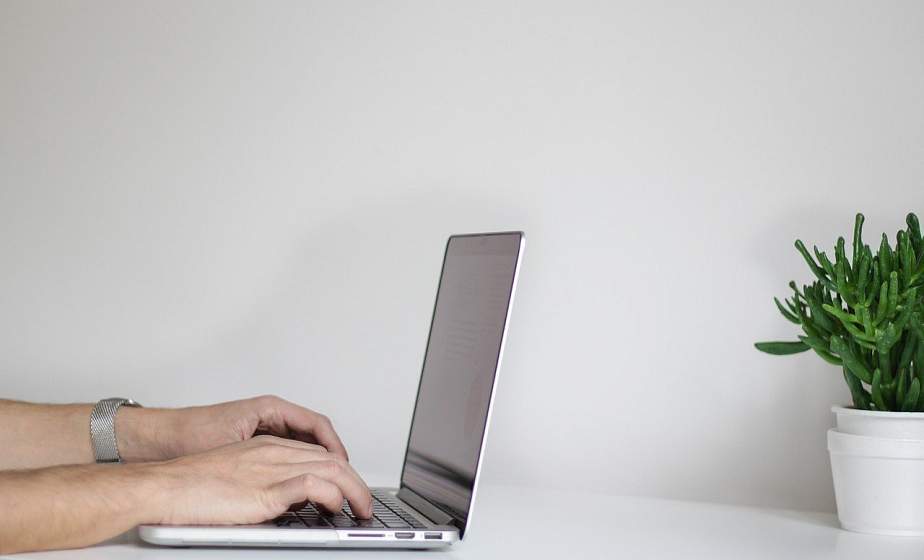 Страница "Скинхеды Националисты" в соцсети "ВКонтакте" признана экстремистской