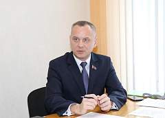 Я бы с удовольствием вручил Шнобелевскую премию политической элите Европы за умение шить санкции белыми нитками