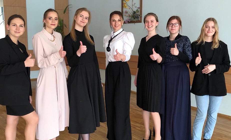 39 отметок "отлично". В Гродненском государственном музыкальном колледже проходят выпускные экзамены