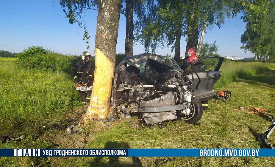 ДТП с летальным исходом. Водитель не справился с управлением и съехал в кювет