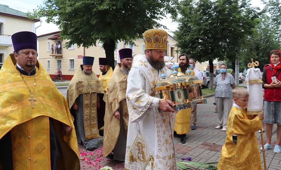 В Лиду сегодня доставлены мощи святого благоверного князя Александра Невского