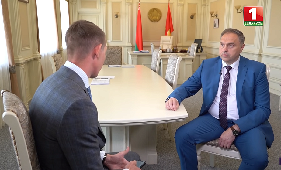 Острые вопросы и самые неожиданные ответы от губернатора Гродненской области Владимира Караника в проекте "Вопрос номер один"