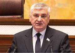 Анализируя каждое изменение, мы продумывали последствия его утверждения, чтобы понять: насколько оно необходимо и обосновано для белорусского народа. 