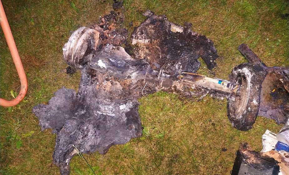 У жителя Гродненского района сгорел гироскутер. Судебные эксперты-пожаротехники установили причину