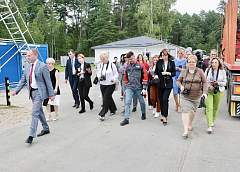 Пресс-тур и награды лучшим журналистам. Представители региональных и республиканских СМИ посещают Свислочский район 