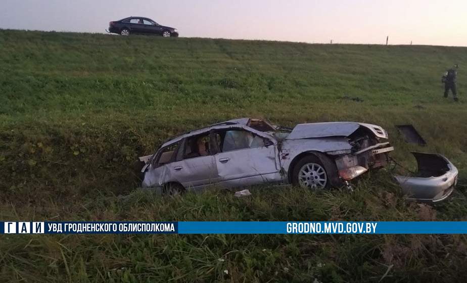 Неудачный обгон. В Зельвенском районе в ДТП пострадали трое