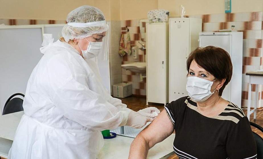 «Бывало, прививались по 500 человек в день». Как в Сморгонском районе с изначально низким темпом вакцинации от Covid-19 подняли «престиж» вакцинопрофилактики