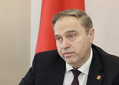 Владимир Караник: «Первым компонентом вакцины от коронавируса привиты 42% жителей региона»