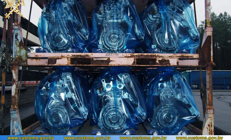 Попытались нелегально провезти двигатели на 43 тысячи рублей. Гродненские таможенники пресекли попытку незаконного ввоза
