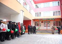 Новый имидж к Новому году. В Порозово торжественно открыли школу после капитального ремонта